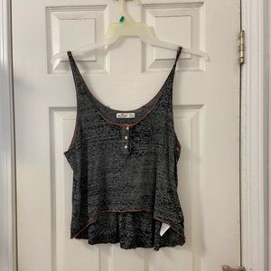 Hollister M tank
